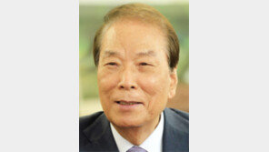 홍성대 상산학원 이사장 사임… 후임 이사장엔 아들 홍상욱 씨