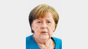 “美, 2012… 2014년 메르켈 등 유럽 정치인 도청”