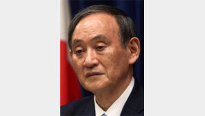 스가, ‘日올림픽 개최=총리 사임’ 징크스 깰까