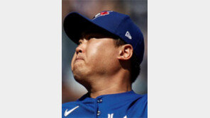 류현진, 수염도 커터도 싹 깎았더니 13승