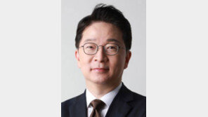 [오늘과 내일/김승련]후보님, 공소장 일독을 권합니다