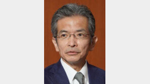 日재무성 차관 “정치권 퍼주기로 재정파탄 위기” 쓴소리 