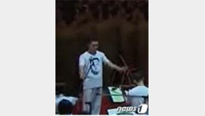 북한에 ‘김정은 티셔츠’ 등장…얼굴 프린팅에 눈길