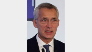 러 견제하던 나토 “中에 맞서는 게 미래전략” 