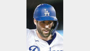 벼랑 끝 다저스엔 테일러가 있다