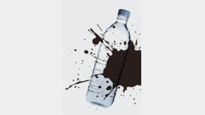 [단독]“피의자, 직원들 쓰러진뒤 다른생수 마시며 ‘난 괜찮은데’ 말해”