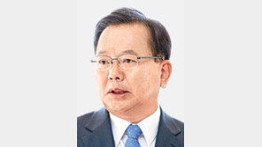 김부겸-이재명, 전국민 재난지원금 충돌, 金 “여력 없다”… 李 “예산은 언제나 부족” 