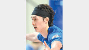 우리카드 6연승 이룬 ‘벽’의 비결은… 마흔 살 센터 하현용 