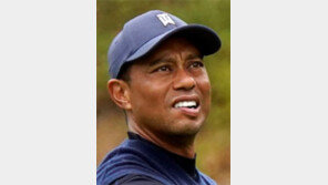 황제란 이런 것… PGA 영향력 1위 우즈, 대회 안 뛰고 상금 96억