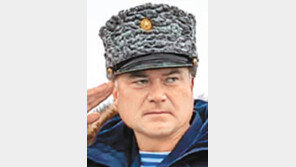 “침공지휘 러 장군, 우크라 저격수에 사살당해” 