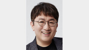 방시혁, 서울대 명예박사 학위 BTS키운 공로… 대중문화계 최초