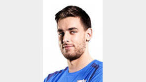 우승 애타는 우리카드, 외국인 교체 승부수