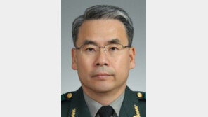 군내 대표적 미국통… 尹 ‘한미동맹 우선’ 상징적 인사 