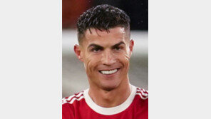 [스포츠 단신]호날두, EPL 노리치전 통산 60번째 해트트릭