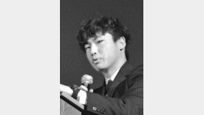 “美학교, 금서 지정말라” 청원 올린 한국계 고교생