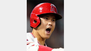 걸리면 넘기는 오타니, 日-美 첫 만루포