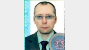 “우크라 침공한 조국 부끄럽다”…‘20년 베테랑’ 러 외교관 사임