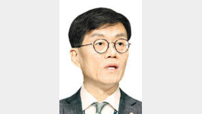 이창용 “인플레 끝나면 장기 저성장 올 수 있다” 