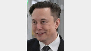 머스크, 돌연 ‘트위터 인수계약 파기’ 으름장 