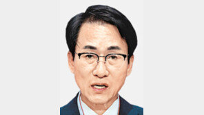 非明 “70년대생으로 리더십 교체” 親明 “李 전대출마 차단 노림수” 