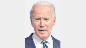 바이든 역점사업 ‘인프라법’ 인플레에 흔들