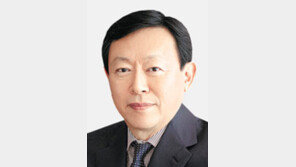 신동빈, 2차전지용 양극박 투자확대… 부산세계박람회 유치 민간외교도 