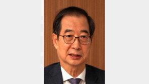 “文정부 소주성 설계자가 KDI 원장인 건 말 안돼”… 韓총리, 홍장표 사퇴압박 