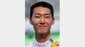 ‘천하 양분’ 우상혁