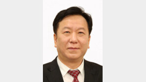 '아빠찬스' 의혹 사퇴한 정호영, 경찰 "피의자 신분 조사중...수사 진척"