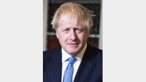 트럼프처럼… 존슨, 물러나도 영향력 상당할듯 