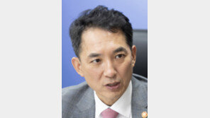 보훈처장 “KBS 다큐, 월남전 유공자 모욕… 사과해야” 