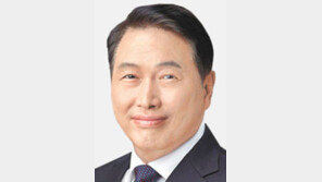 최태원, 기시다 日총리 접견… 한-일 경제협력 논의