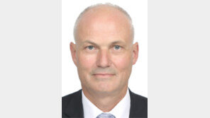 기후위기 대응 해법은 ‘순환경제’[기고/아이너 옌센]