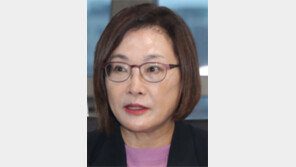 용산구청장, ‘참사 직전 주변 점검했다’는 시각 2분뒤 자택 도착 