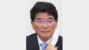 경찰, ‘보좌관 성추행 의혹’ 박완주 의원 檢송치 