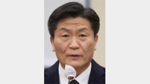 허위보고서 작성 지켜보는 이임재, CCTV에 찍혀