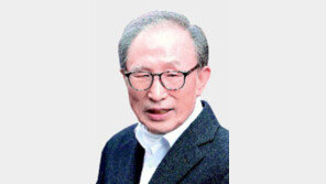 대통령실 “MB, 중동특사로 기여할수도” 