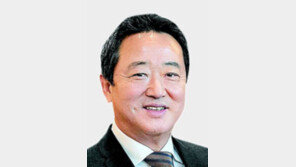 이웅열 명예회장, 전경련 회장후보추천위원장에 선임 