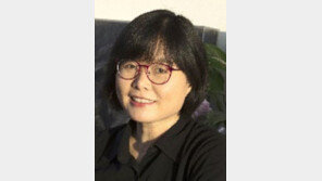 “온라인 아닌 ‘방에 걸린 사진’ 보여드리고 싶어”