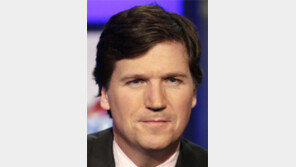 “폭스뉴스 칼슨, 경영진에 욕설 드러나 해고” 