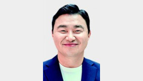 노태문 “새 갤럭시 얇고 견고… 혁신적 디자인 담아” 