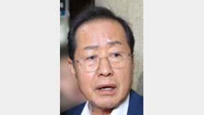 홍준표, ‘수해중 골프’ 논란 나흘만에 “국민정서 고려못해” 사과 