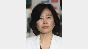 ‘노인 비하’ 김은경 “시부모 모셨다” 진실공방 