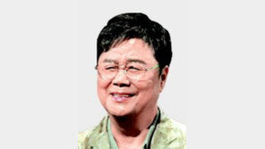 데뷔 60주년 앞둔 남진, 신곡 내고 전국투어