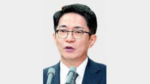 野 “이균용 부결 입장 유지… 당론으로 정하지는 않아”