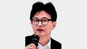 한동훈, 최강욱 겨냥 “이게 민주당이다 멍청아” 