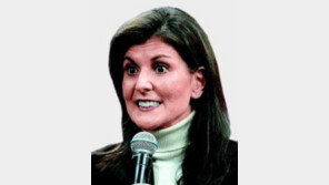 헤일리, 트럼프 4%P차 맹추격에 “트럼프, 부통령 후보 제안 검토” 