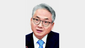 野, 총선 인재로 ‘천안함 선체결함설’ 박선원 영입 