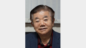 첨단 소재 OLED 재료로 재도약 성공 신화 이끌어 