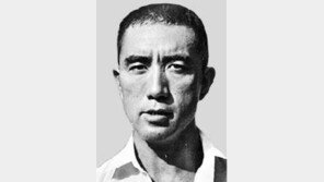 극단적 생애를 지닌 100년전 ‘그 작가’가 다시 주목받는 이유